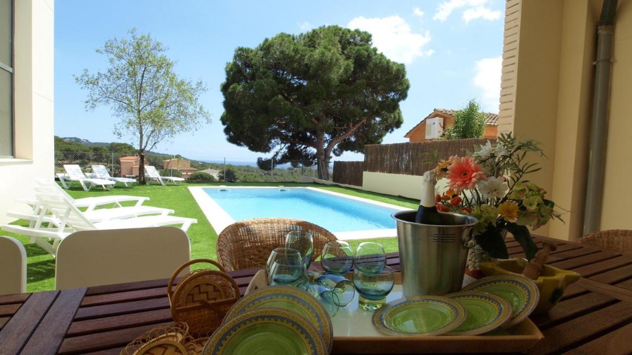 Villa Costacabana - Macey Lloret de Mar
